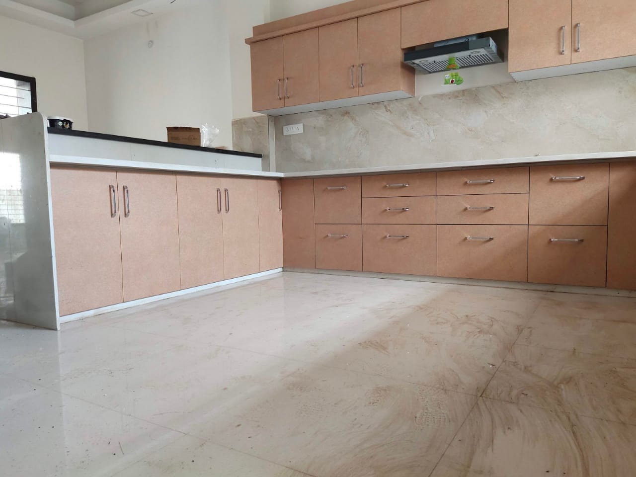 Roshan Enterprises Modular Kitchen Showcase
