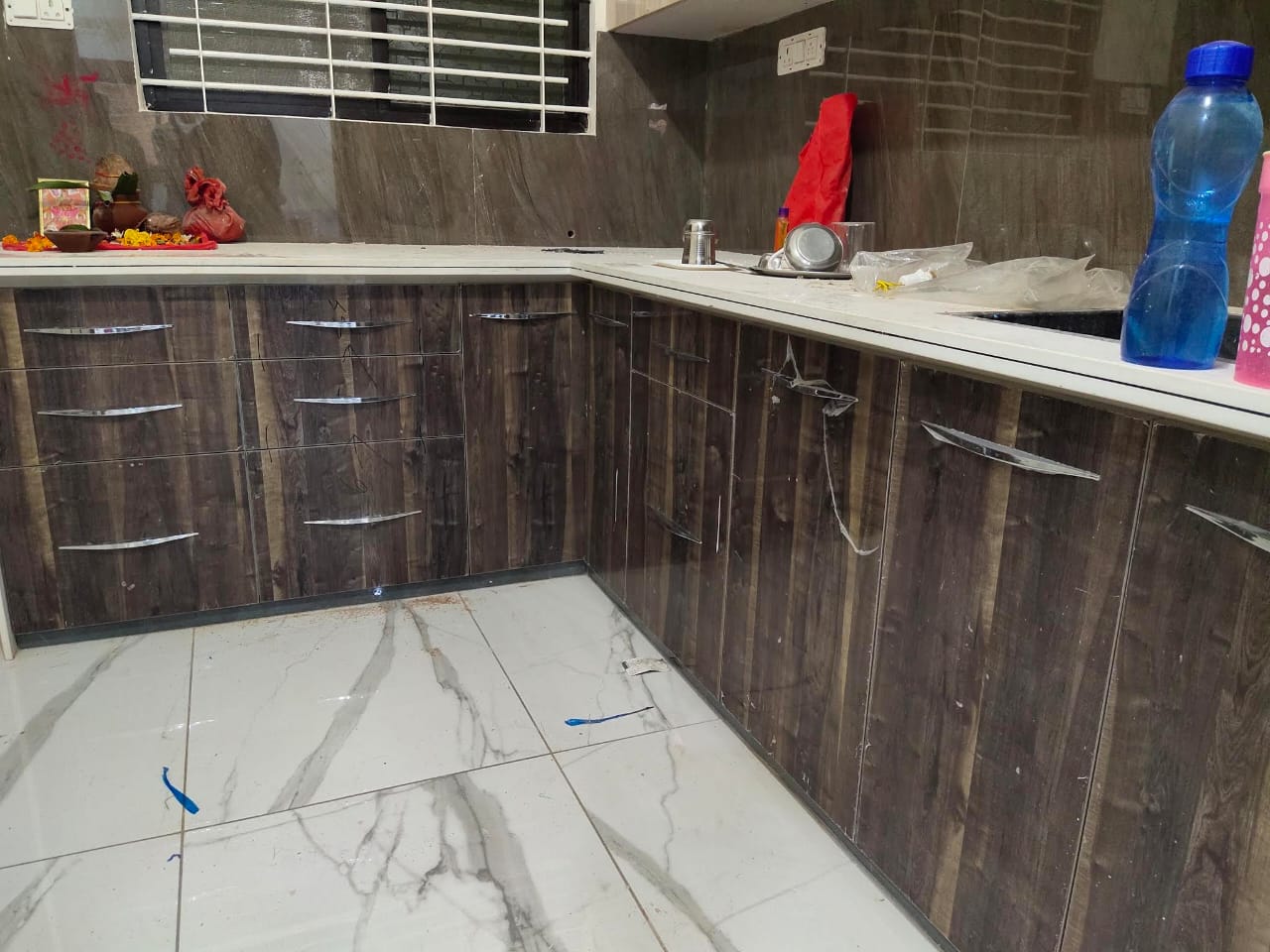 Roshan Enterprises Modular Kitchen Showcase
