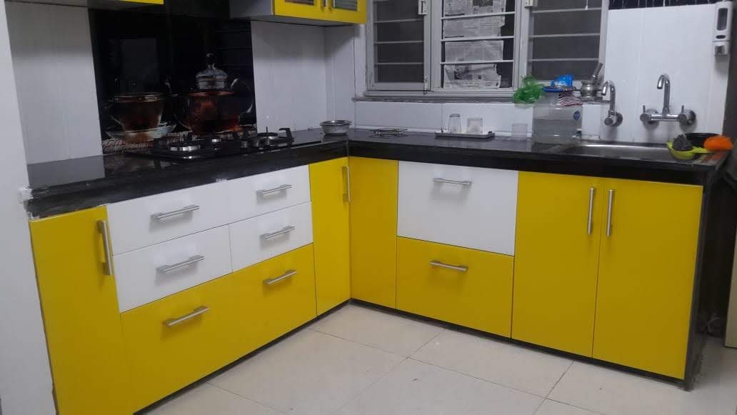 Roshan Enterprises Modular Kitchen Showcase