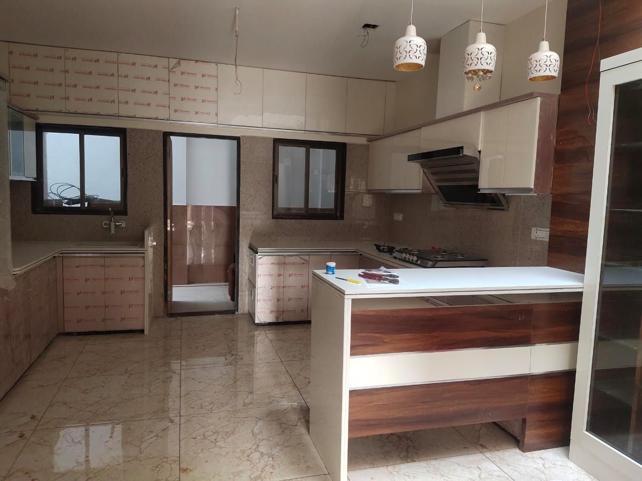 Roshan Enterprises Modular Kitchen Showcase
