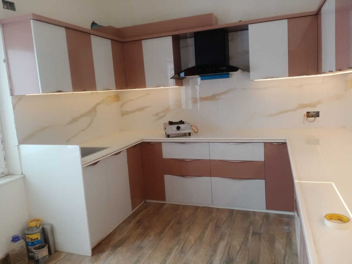 Roshan Enterprises Modular Kitchen Showcase