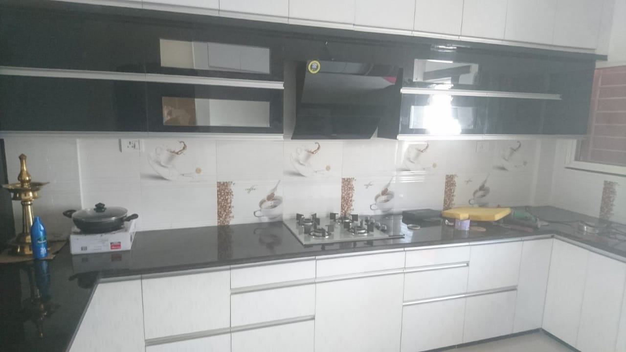 Roshan Enterprises Modular Kitchen Showcase
