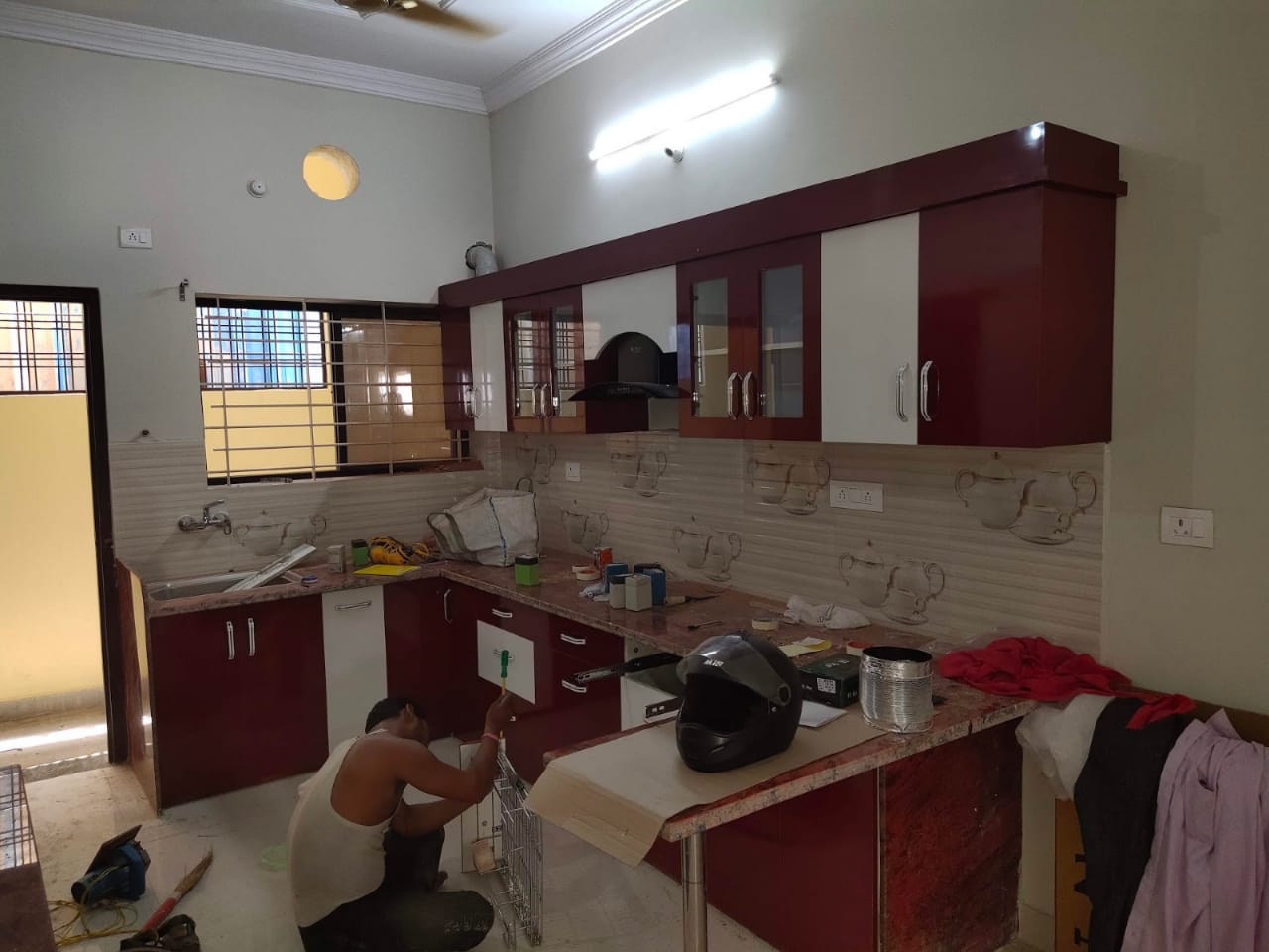 Roshan Enterprises Modular Kitchen Showcase