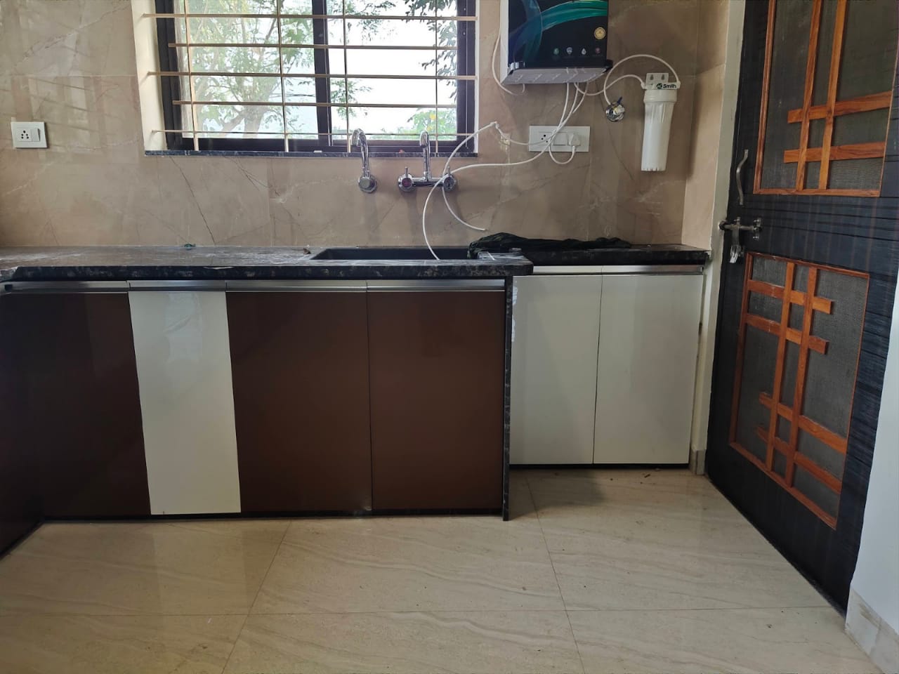 Roshan Enterprises Modular Kitchen Showcase