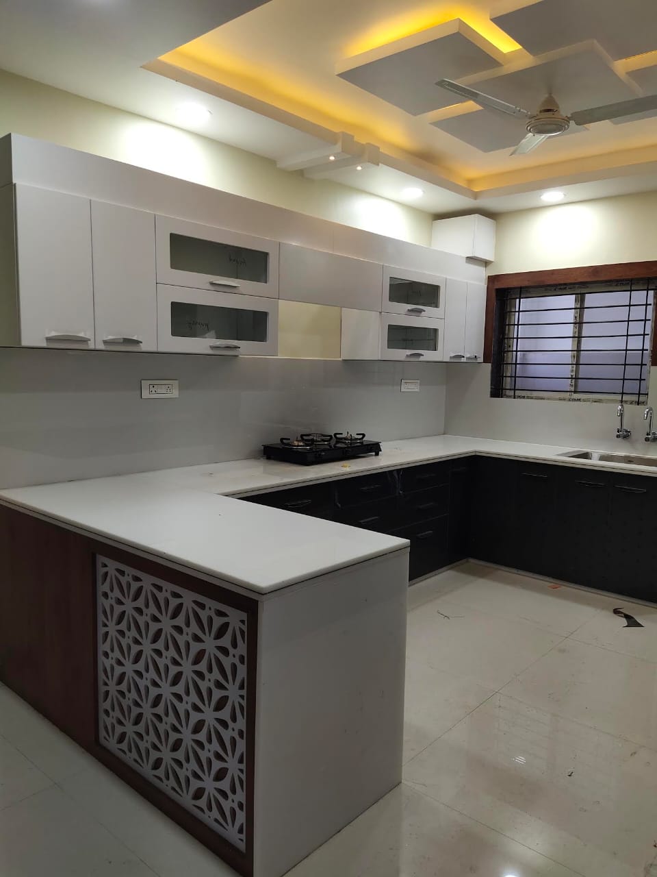 Roshan Enterprises Modular Kitchen Showcase