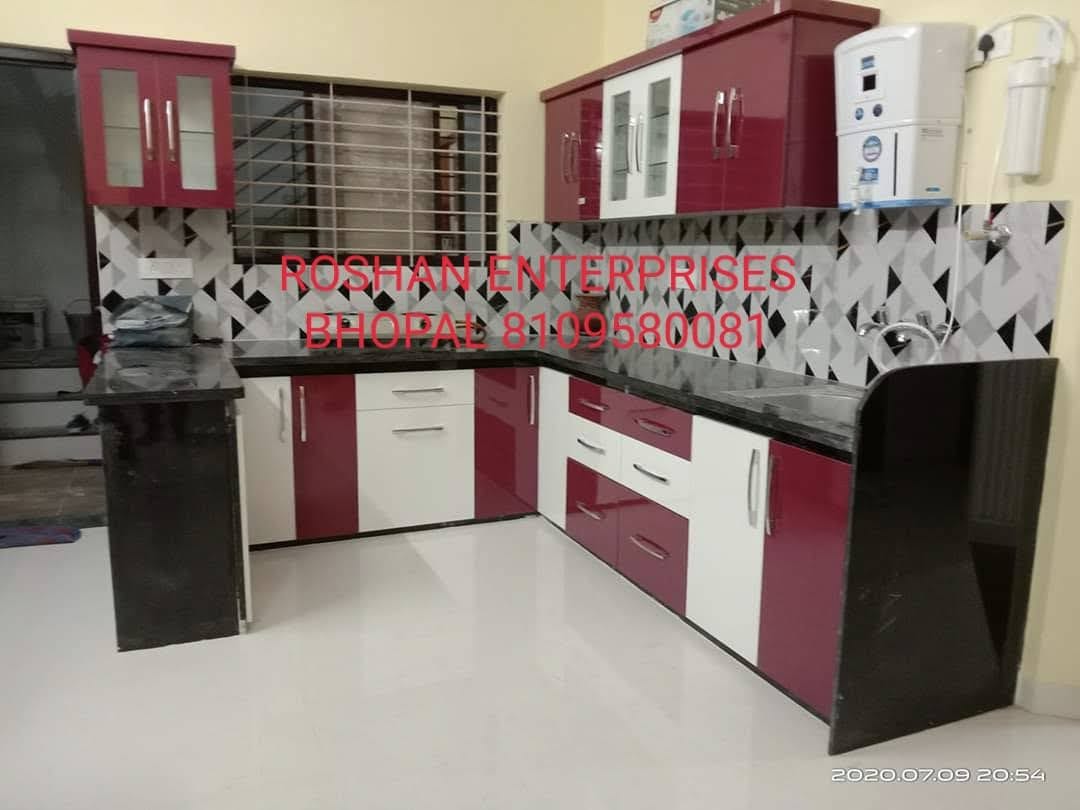 Roshan Enterprises Modular Kitchen Showcase