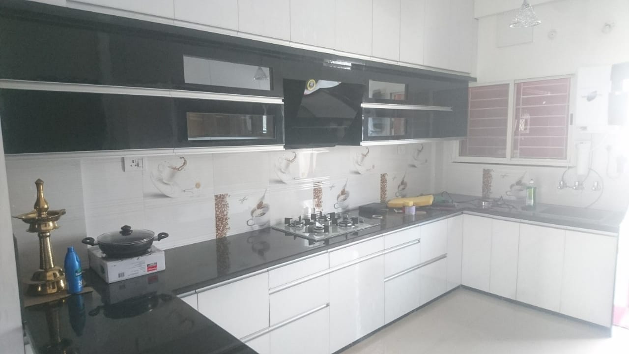 Roshan Enterprises Modular Kitchen Showcase