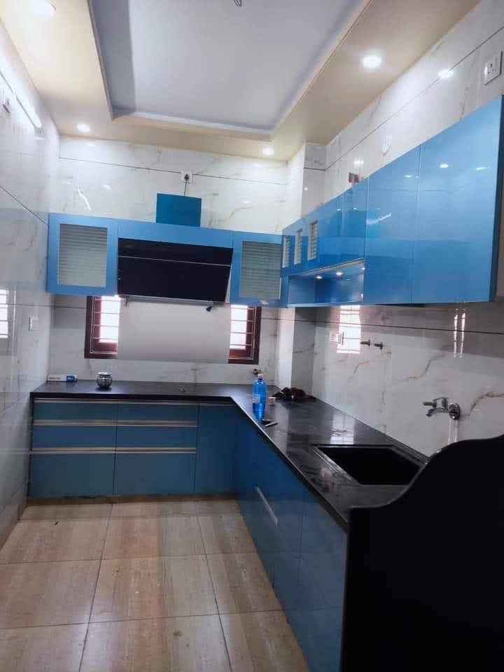 Roshan Enterprises Modular Kitchen Showcase
