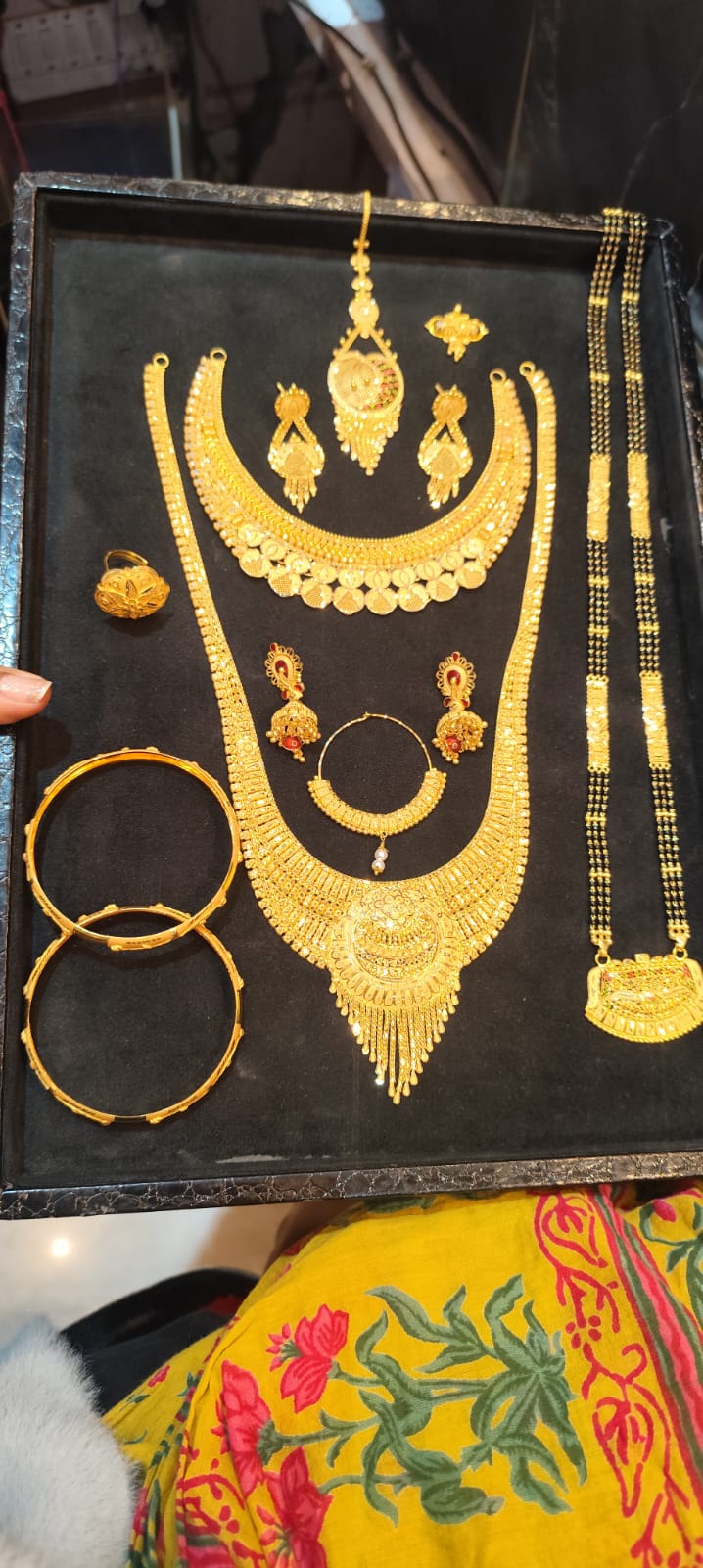 ANSHU ALANKAR JEWELLERS Gallery Item