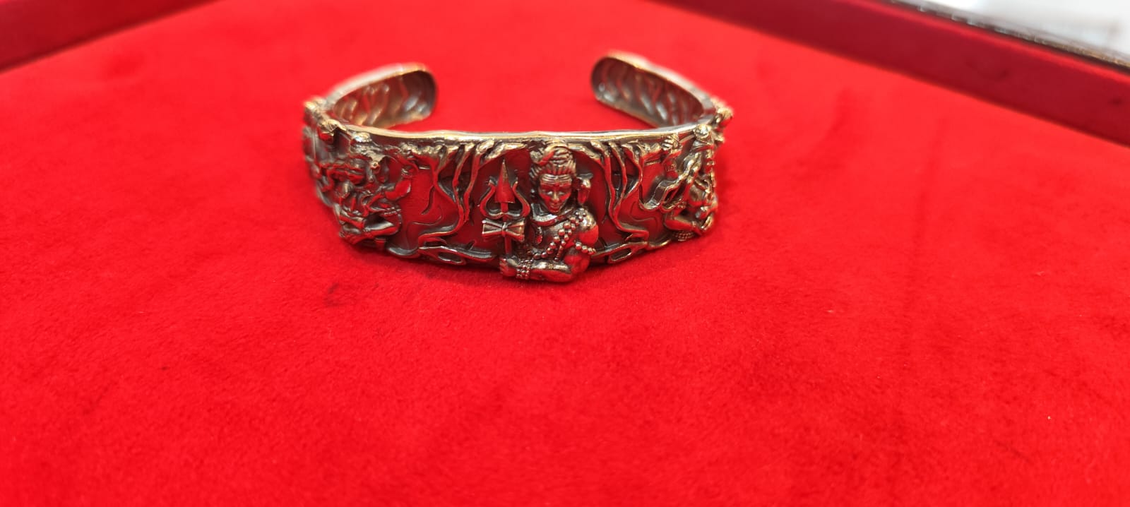 ANSHU ALANKAR JEWELLERS Gallery Item