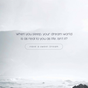 Image with a quote about dreams over a blurred ocean background.