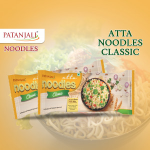 Patanjali Atta Noodles Classic packaging and cooked noodles