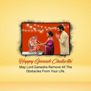 Couple performing Ganesh Chaturthi puja
