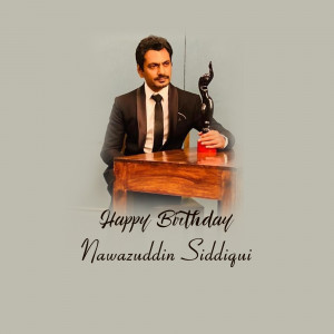 Nawazuddin Siddiqui with award statue