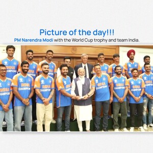Prime Minister Narendra Modi posing with the Indian Cricket Team after their World Cup victory.